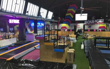 BOUNCE INC