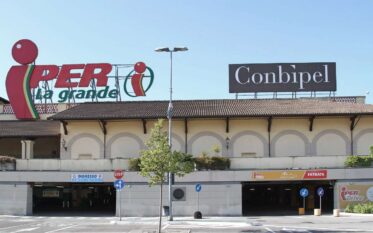 IPER SERRAVALLE IPER SERRAVALLE