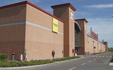 NOVI CENTER NOVI CENTER
