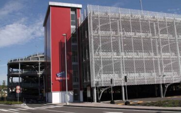 PARCHEGGIO MULTIPIANO - SERRAVALLE DESIGNER OUTLET